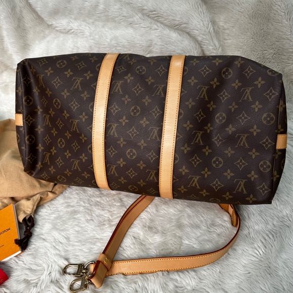 Louis Vuitton Keepall Bandoulière 50 - Picture 8 of 16